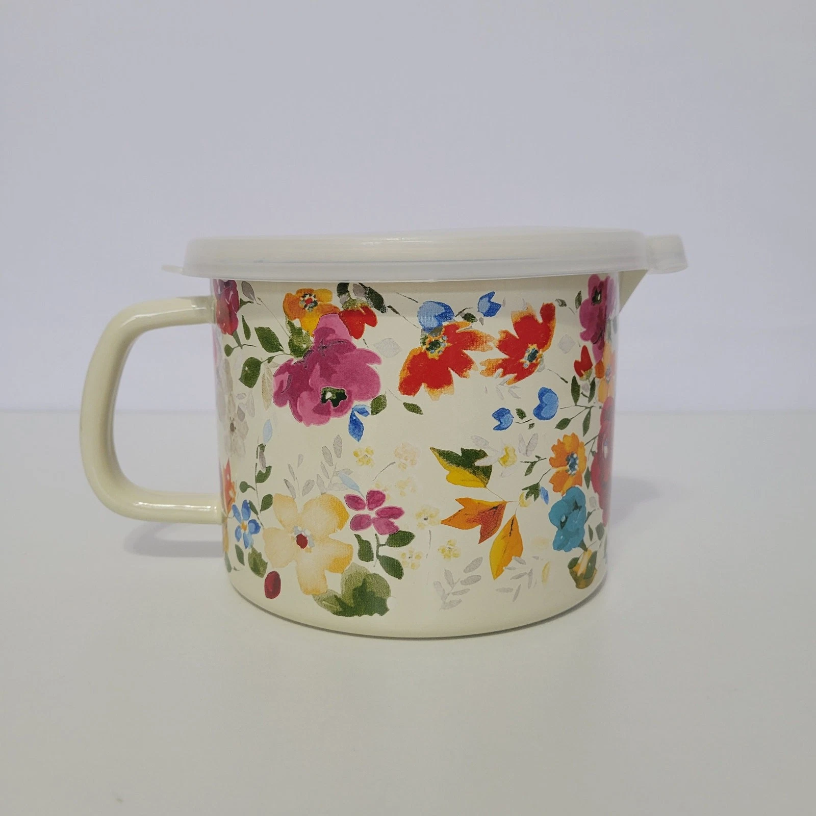 The Pioneer Woman Timeless Floral Enamel Coated Metal Measuring Pitcher 6 Cups
