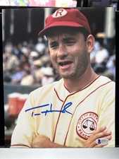 TOM HANKS SIGNED A LEAGUE OF THEIR OWN PHOTO 8X10 MADONNA AUTOGRAPH BAS COA TOM HANKS SIGNED A LEAGUE OF THEIR OWN PHOTO 8X10 MADONNA AUTOGRAPH BAS COA