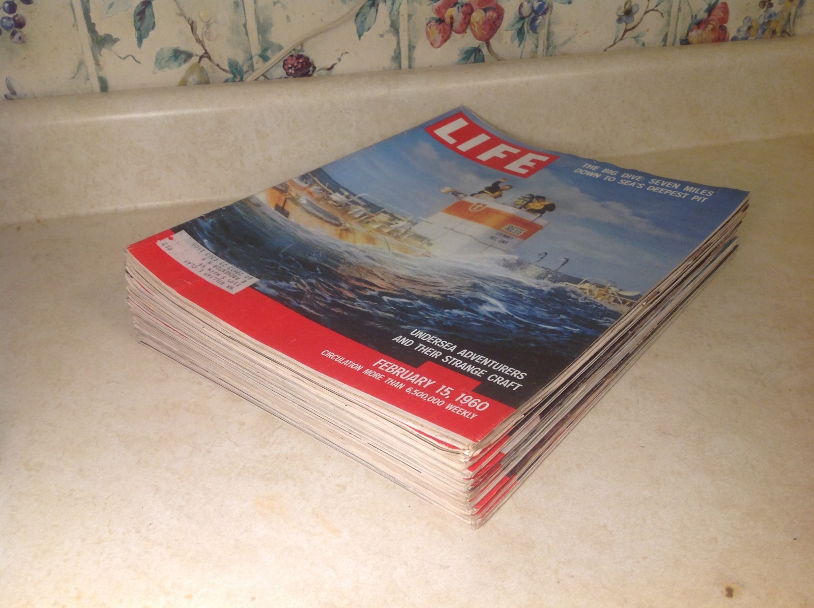 Lot of 12 LIFE MAGAZINES 1960 Eisenhower Carroll Baker Khrushchev Billy Graham