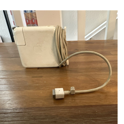 Authentic Apple 60W MagSafe Power Adapter A1184 White for MacBook & MacBook Pro