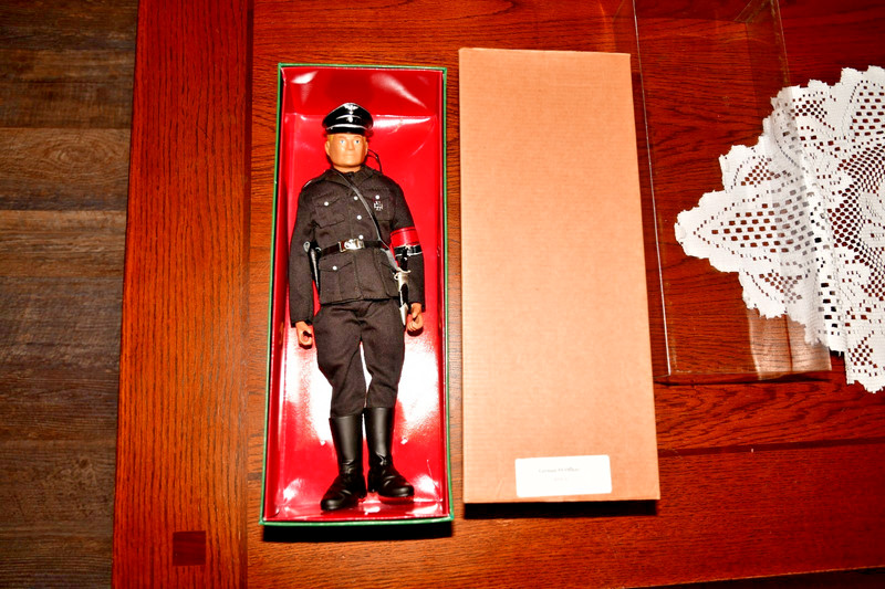 Gi Joe GERMAN WWII  SS OFFICER DRESS BLACK UNIFORM COTSWOLD ELITE BRIGADE NIB