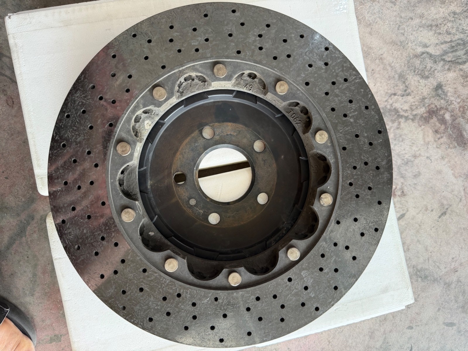 Mclaren OEM Brake rotor carbon ceramic  11C0675CP