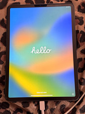 Apple iPad Pro 11 in 128GB Wi Fi A2377 Front Camera Apple Pencil Keyboard