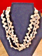 3 LAYERED ROUND BEADED NECKLACE TAN