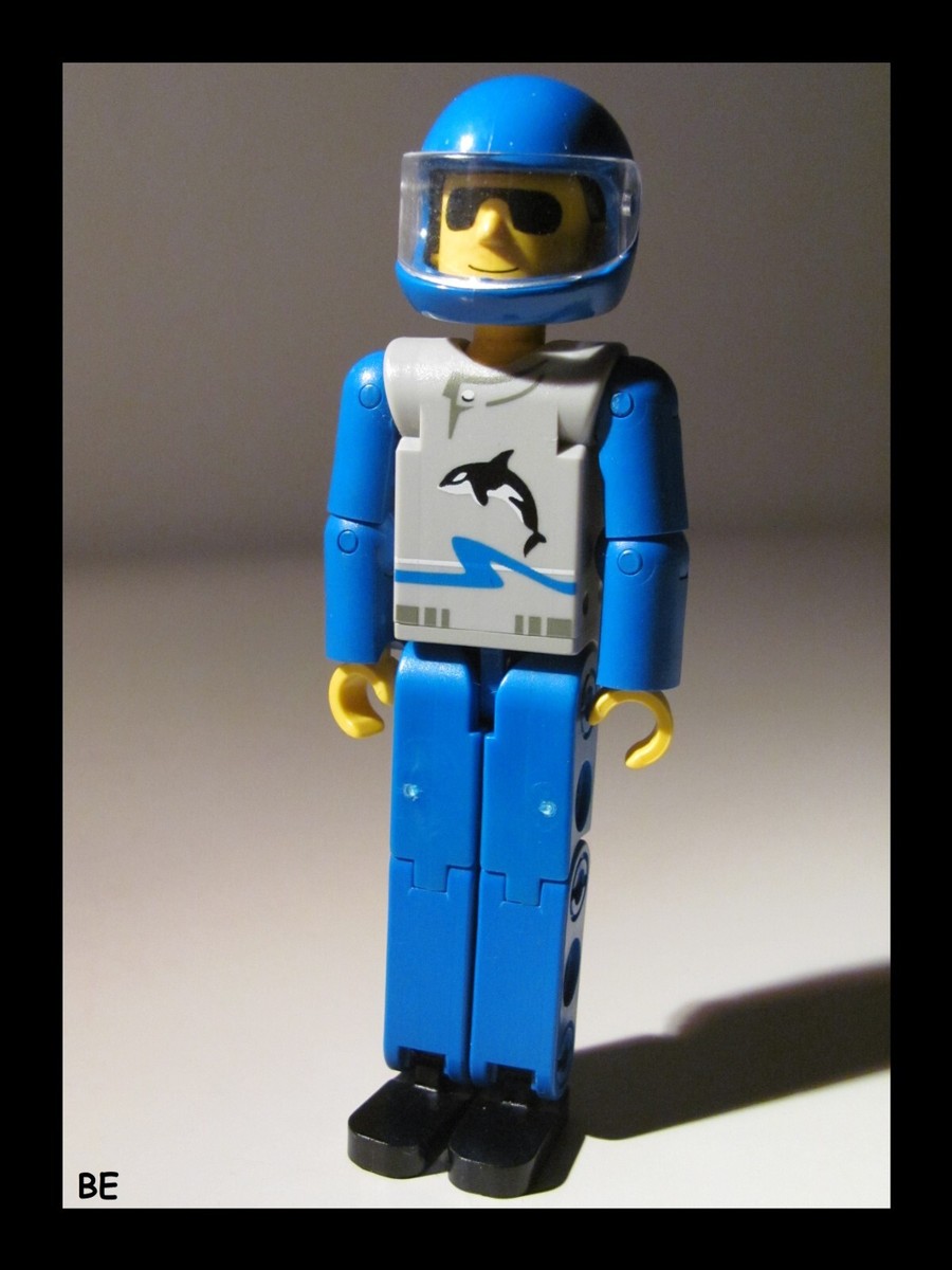 LEGO : Technic Figure ~ Man with blue helmet and Orca print / 8286