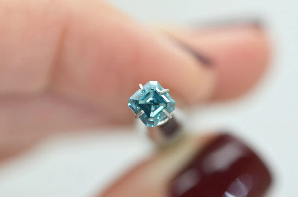 Asscher Shape Diamond Loose Fancy Blue Color Certified Enhanced 1.01 Carat VVS2 - Image 4 of 4