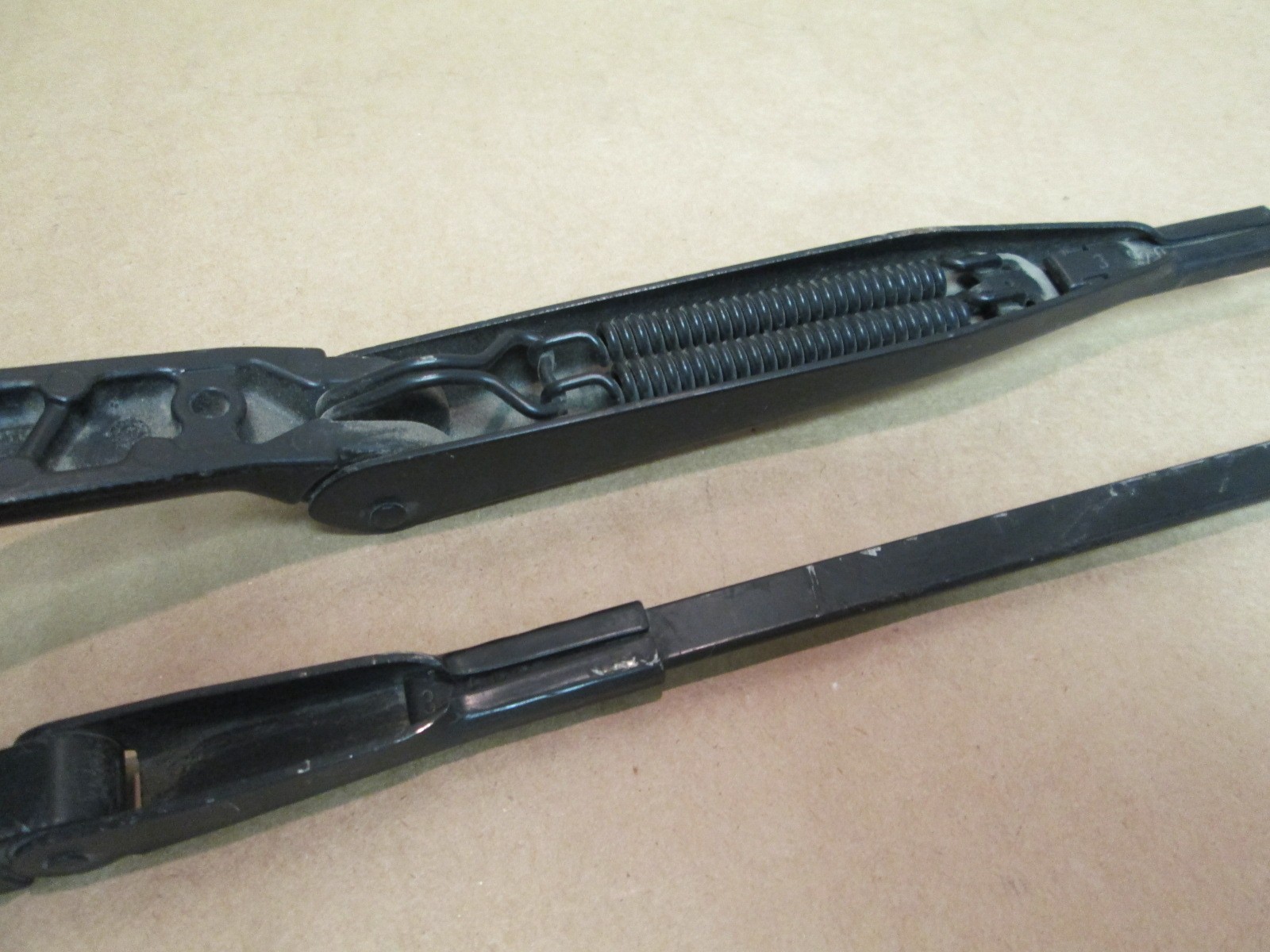 Ferrari 550 575 LH Windshield Wiper Arm  # 65081500