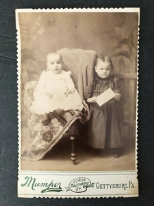 GETTYSBURG PA * Cabinet Card Photo by LEVI MUMPER * 2 Children 
