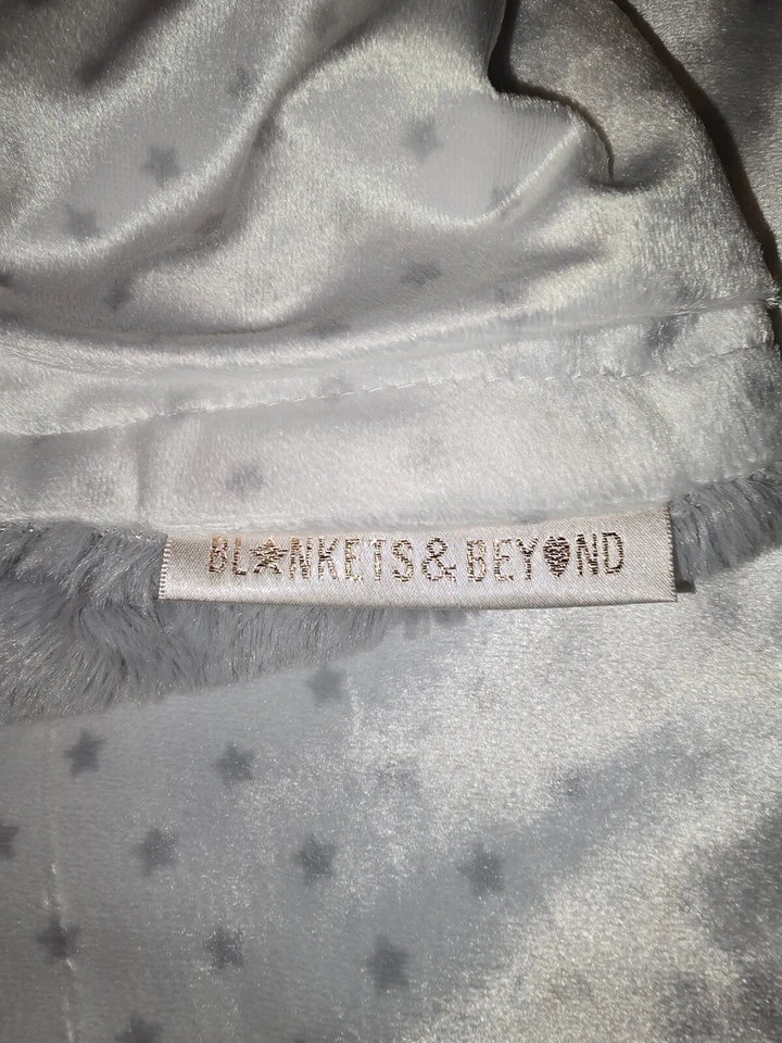 Blankets and Beyond Swirl/Stars Gray/White Baby Blanket Security Lovey Unisex  - Image 4 of 4