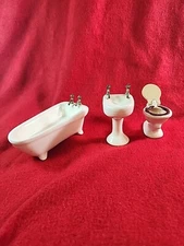 Dolls House White  Bathroom Suite Used 1.12th Scale Ceramic. 