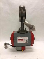 Bray 91-0835-21320-015 Pneumatic Actuator w/ Bray Cable and Butterfly Valve