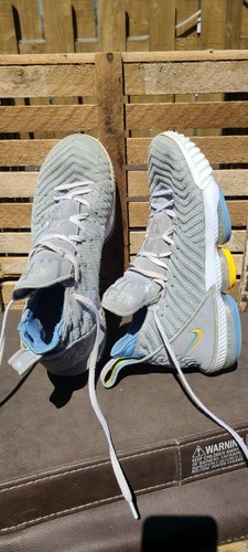 Men's Size 11 Nike LeBron XVI EP 16 LBJ Lakers MPLS CK4765-001 Grey White Shoes - Picture 4 of 12