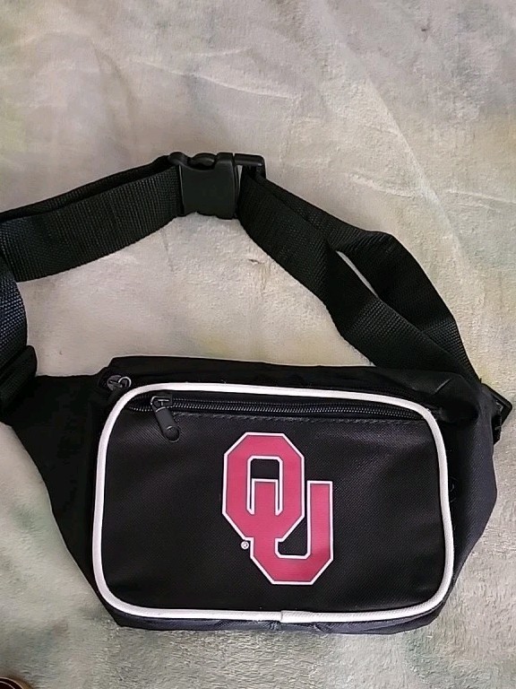 Concept One Accessories University of Oklahoma OU Fanny Waist Pack Adult Unisex