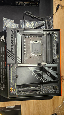 Gigabyte B850 AORUS Elite WIFI7, AM5, DDR5, PCIe 5.0, M.2 / Mit Rechnung + OVP