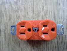 ARROW HART 15A 125V ISOLATED GROUND DUPLEX RECEPTACLE 4PK