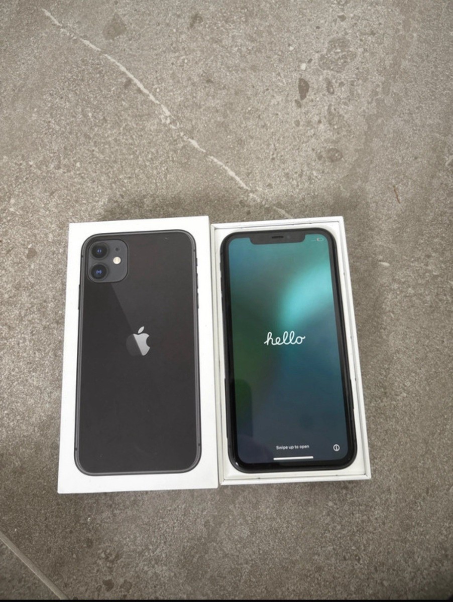 Apple iPhone 11 64GB, Black, Unlocked, Boxed,good Condition
