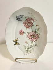 Lenox Butterfly Meadow 2 qt. Scalloped Oval Baker - Floral and Butterflies
