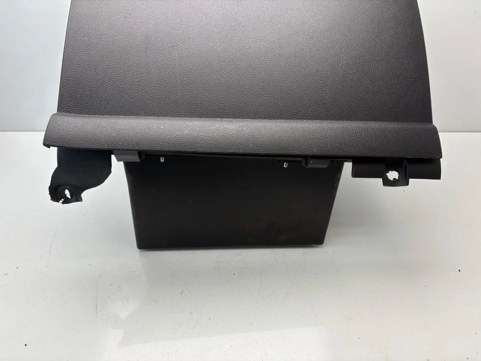 2013-2016 福特逃生手套盒总成 CJ54S060T10 — 第 4/4 张图片