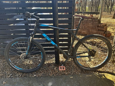 #ad GT XL 29quot; Mountain Bike Black Blue Aluminum Disc Brake Front Suspension $260.00