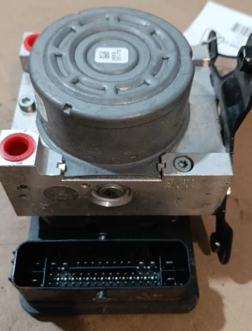 Modulador bomba de freno antibloqueo ABS Honda Pilot 2016-2018 tracción delantera montaje OEM Foto 3 de 4