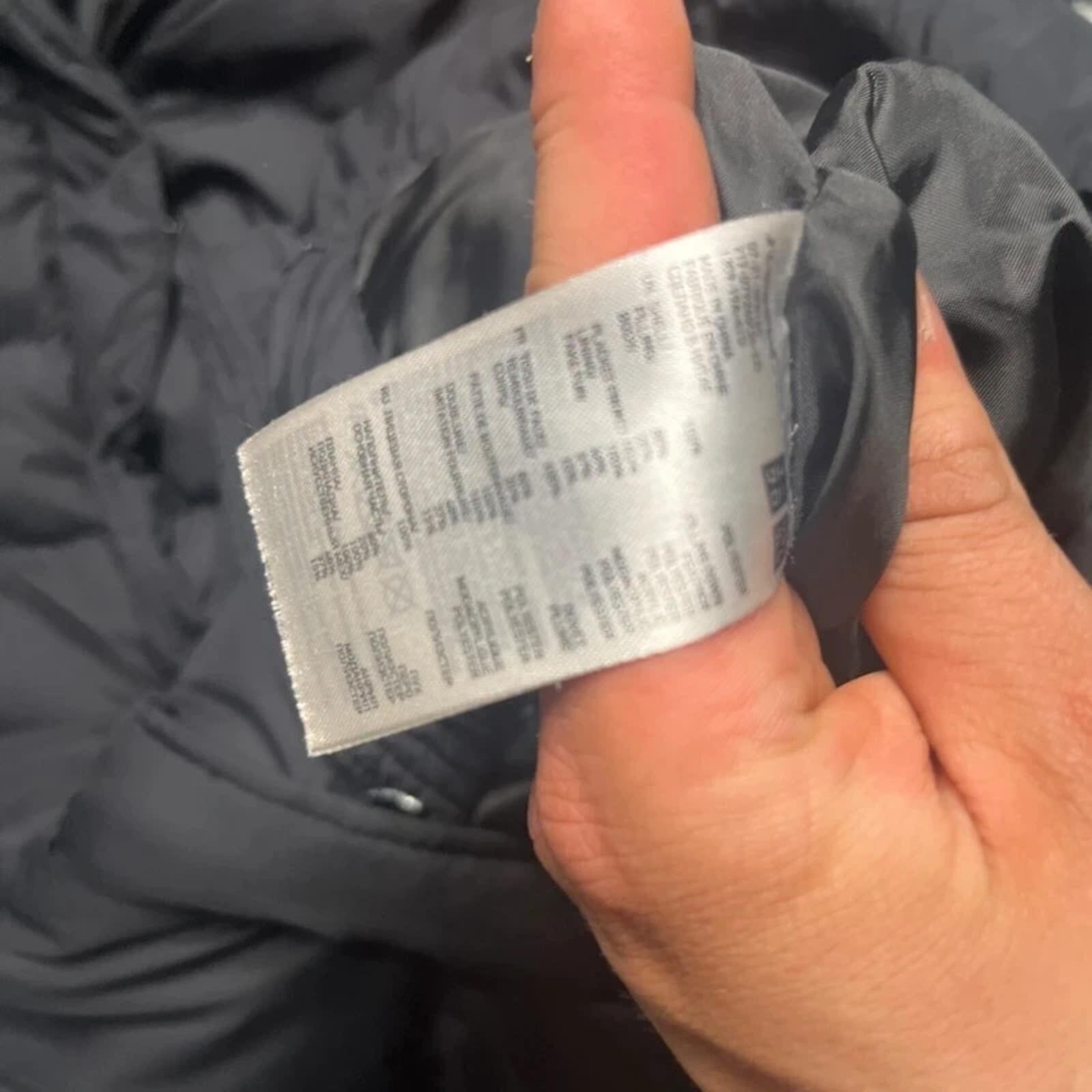 Vintage Uniqlo Women’s 100% down/Feather Puffer Jacket | S image 5