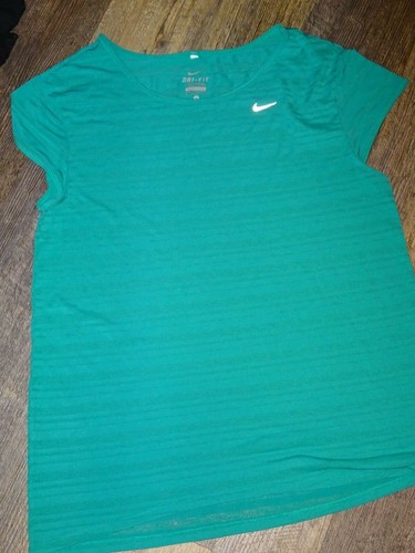 NIKE LOT SMALL ~ athletic active running shorts & top shirt t-shirt - Picture 3 of 9