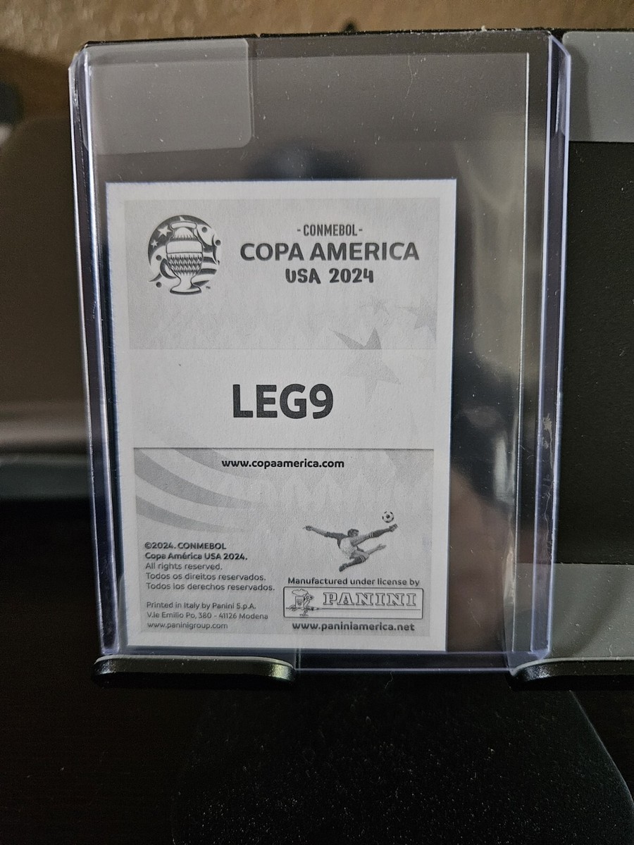 Ronaldinho #LEG9 Gold Sticker- Panini Copa America 2024