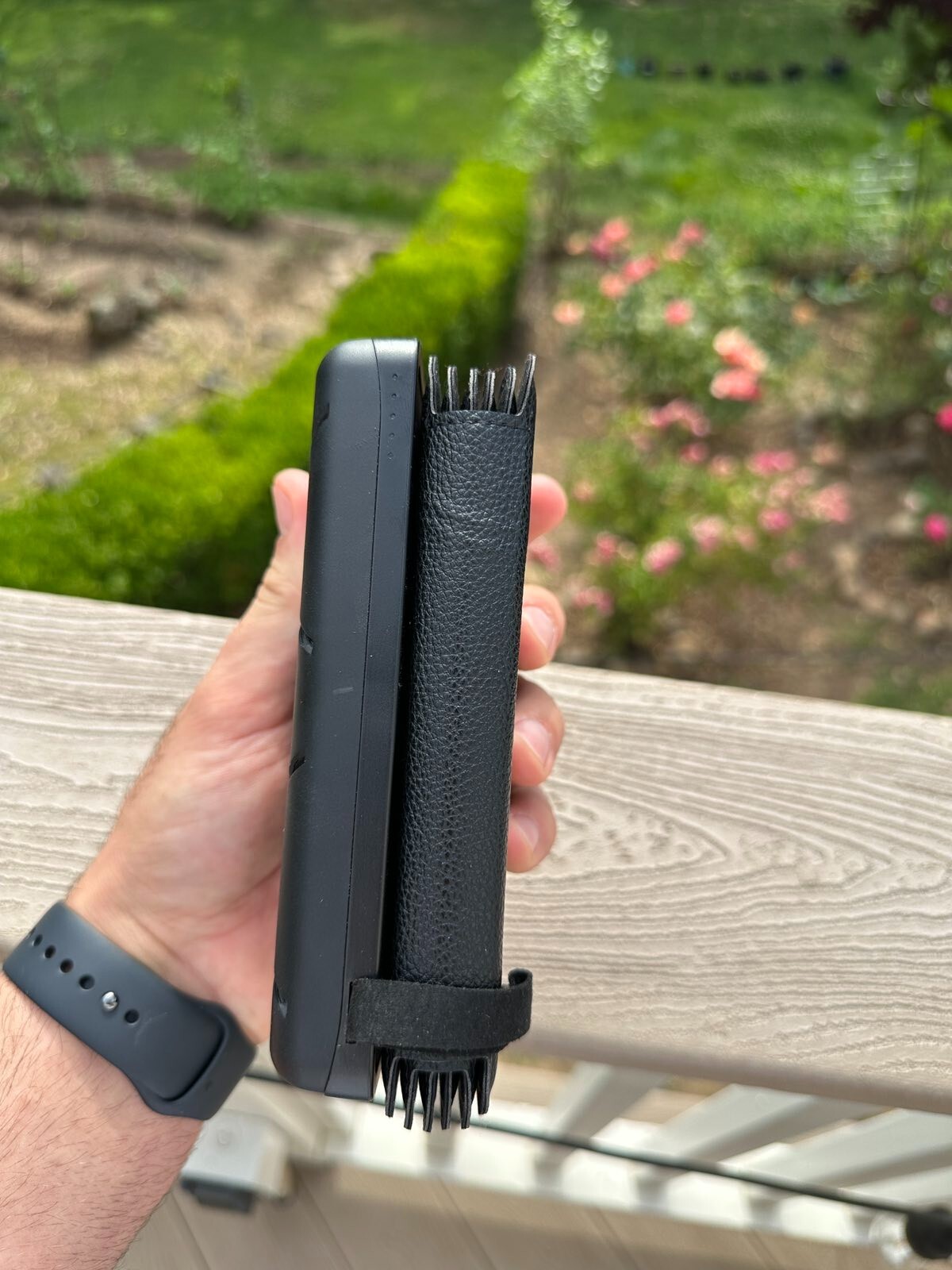 20.000mAh Solar Power Bank with 7 Panels 2 USB Ports and Built-in Flashlight
