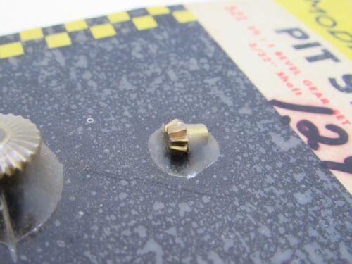 Vintage K & B Mfg Model Pama Slot Car Bevel Gear Set New Old Stock #TW-4 - Picture 2 of 4