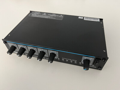 Shure 4-Kanal Mikrofonmischer SCM 268E / Neuwertig - sehr guter Zustand