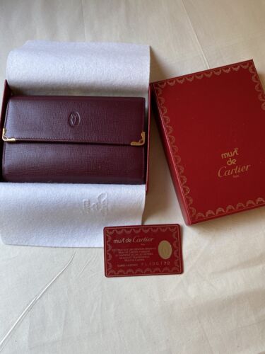 Authentic Must de Cartier Women's Wallet - Gem