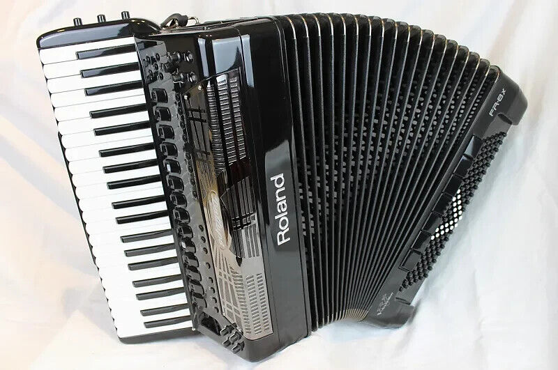 FR-8X Roland V-accordion Keyboard Type BK Black 41 keys 120 FR-8X Roland V-accordion Keyboard Type BK Black 41 keys 120