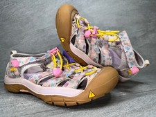 KEEN Newport H2 Size 5 Closed Toe Water Sandal Shoes Pink Tiny Candy