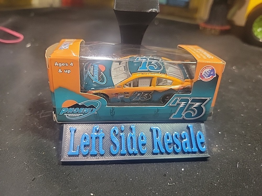 Action Racing Collectables Phoenix Int’lRaceway * 2013 Diecast Car #13 1:64
