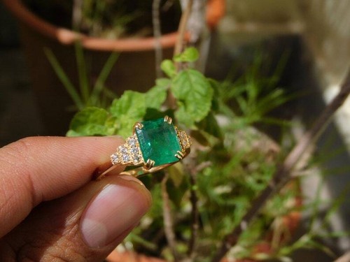 Natural Emerald And Diamond Gold Ring For Women And Girls / Engagement Ring - Foto 4 di 7