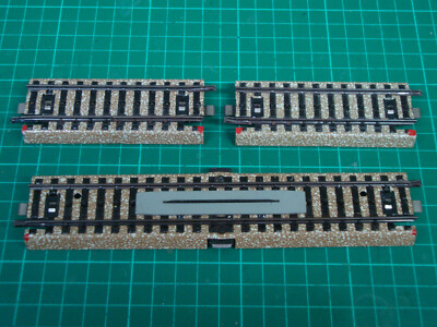 Märklin H0 - 7192/7193 - Rails - 2x passage à niveau M-Rail