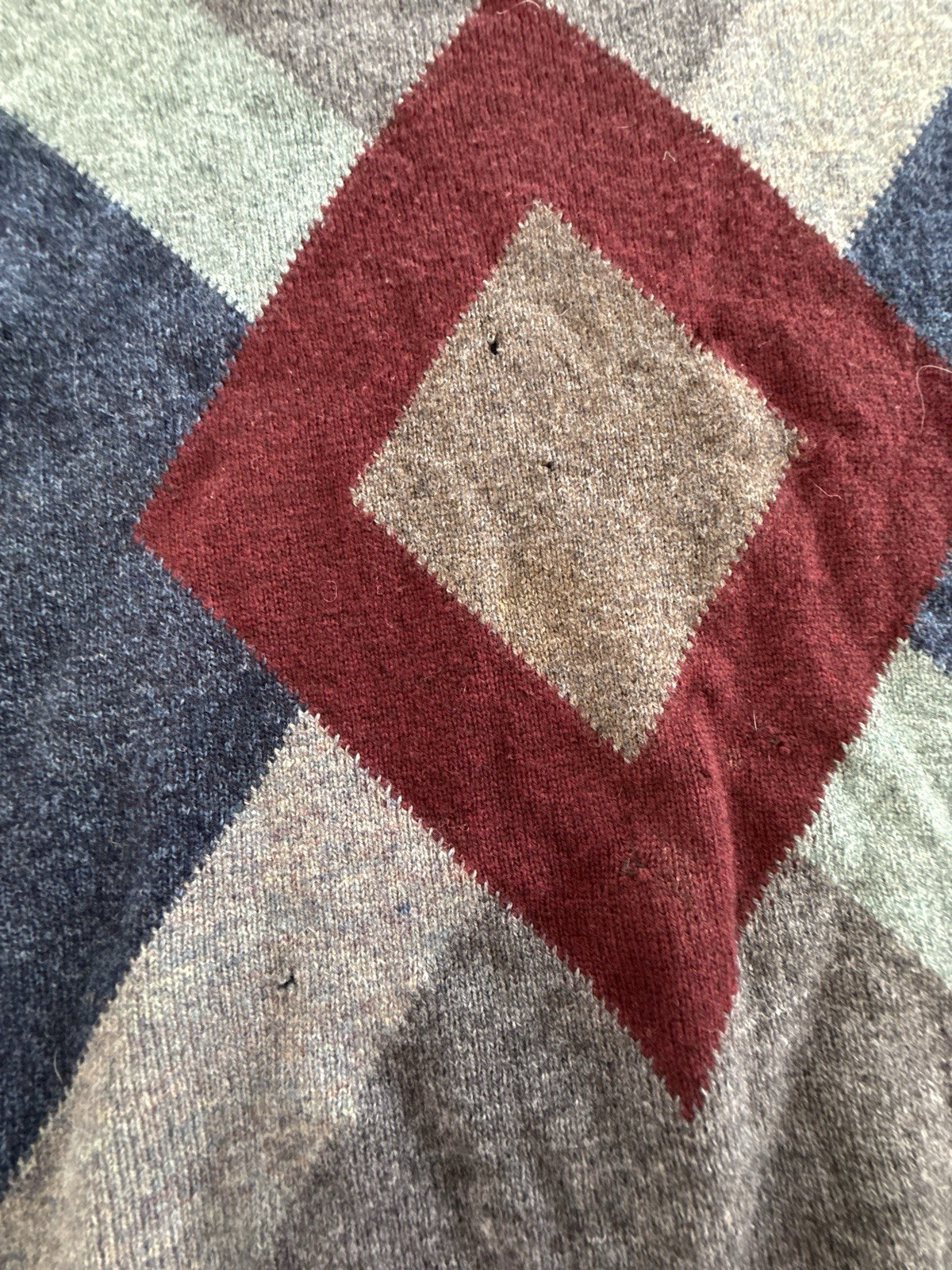 Pendleton 100% Virgin Lambswool Crew Neck Sweater… - image 4