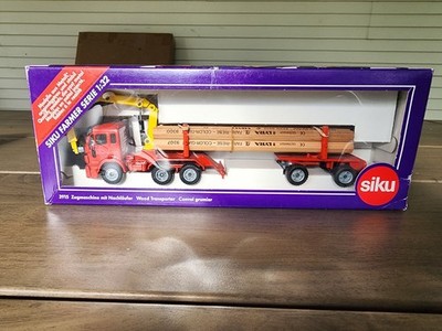 Siku #3915 Wood Transporter W/Crane  Die Cast 1/32 Scale Mercedes Benz Truck