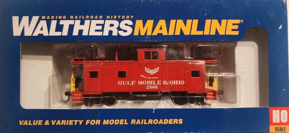 Walthers 910-8769 HO Scale International Wide-Vision Caboose GM&O #2991 - Image 2 of 4