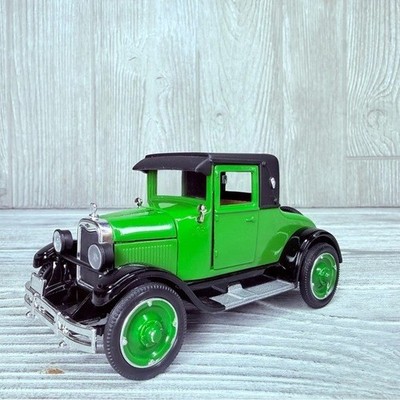 1926 Chevrolet Superior V2 Passenger green metal diecast model car toy miniature