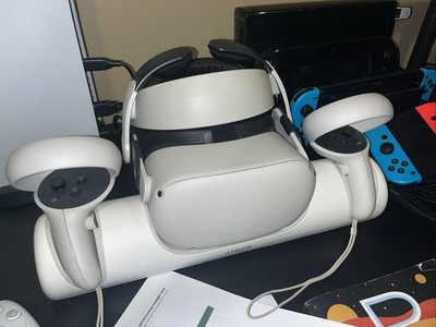 Oculus Quest 2 256GB White W Control Anker Charging Dock BoboVr Head-strap & RE4