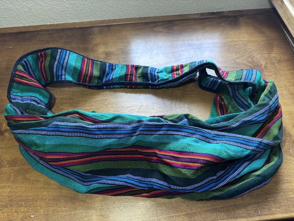 Porta-estilingue infantil vibrante tradição maia feito à mão feito na Guatemala - Imagem 2 de 4