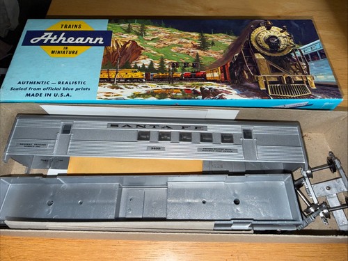 Coche de pasajeros Athearn escala HO #1801 Santa Fe Streamline RPO #3402 NUEVO DE STOCK | Condition: New