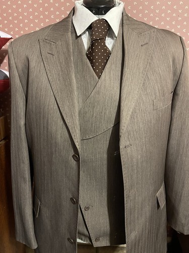 Big Man 3pc Pino Baldini Diagonal Vest Peak Collar Jacket 48, Pants 44 super 120