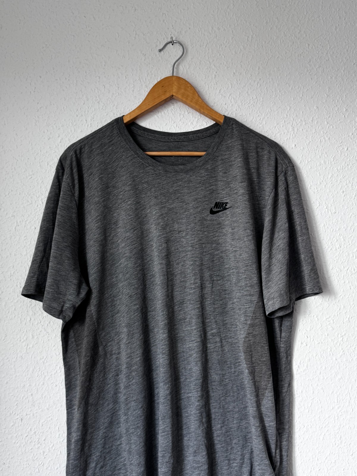 Nike Herren Sportswear Meliertes Grau Trainings-T-Shirt - Größe XL image 2