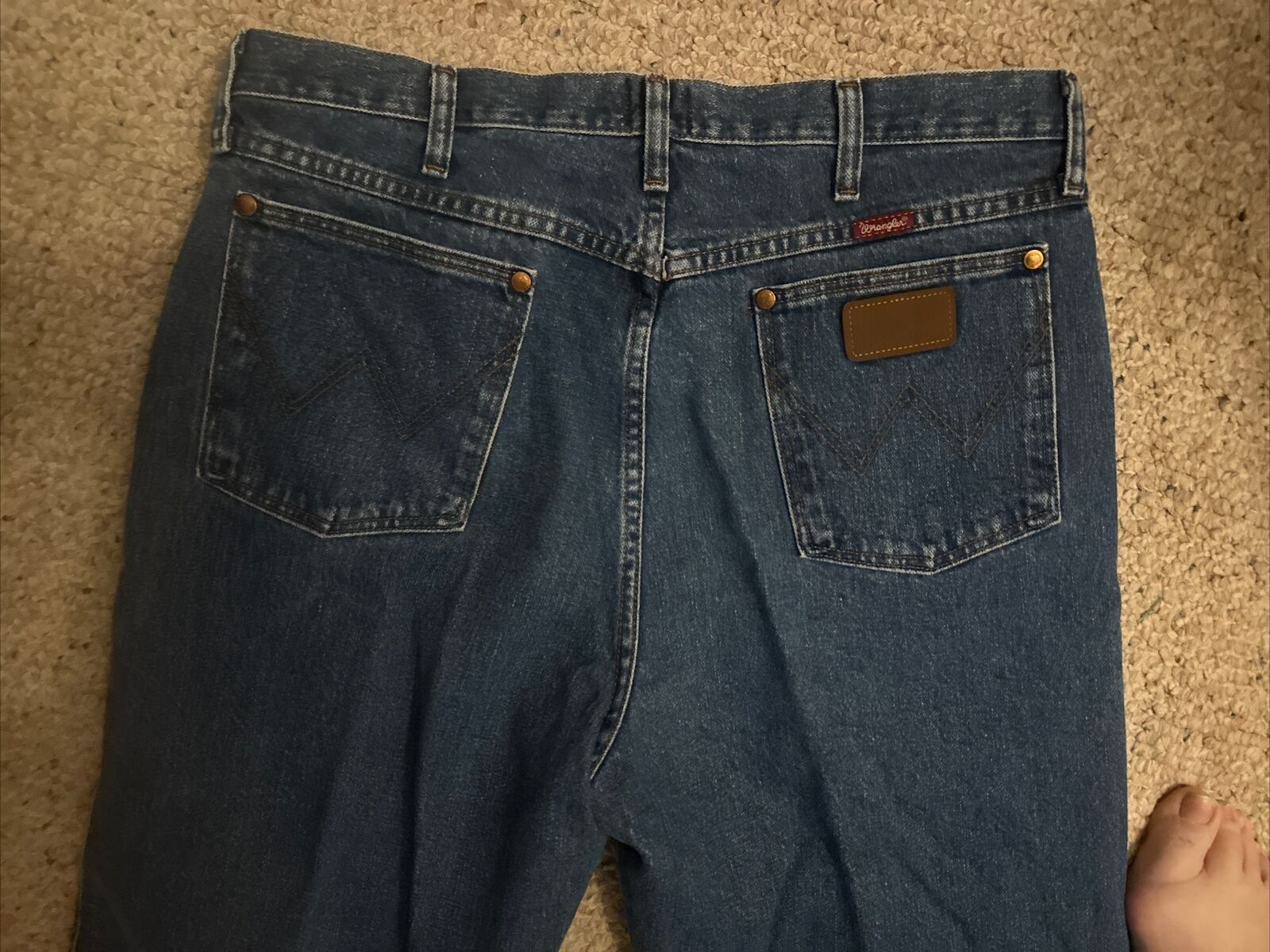 2 Pair Wrangler Relaxed jeans 36x36 - Western Lot - image 6