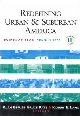 Alan Berube Redefining Urban and Suburban America (Paperback) (UK IMPORT)