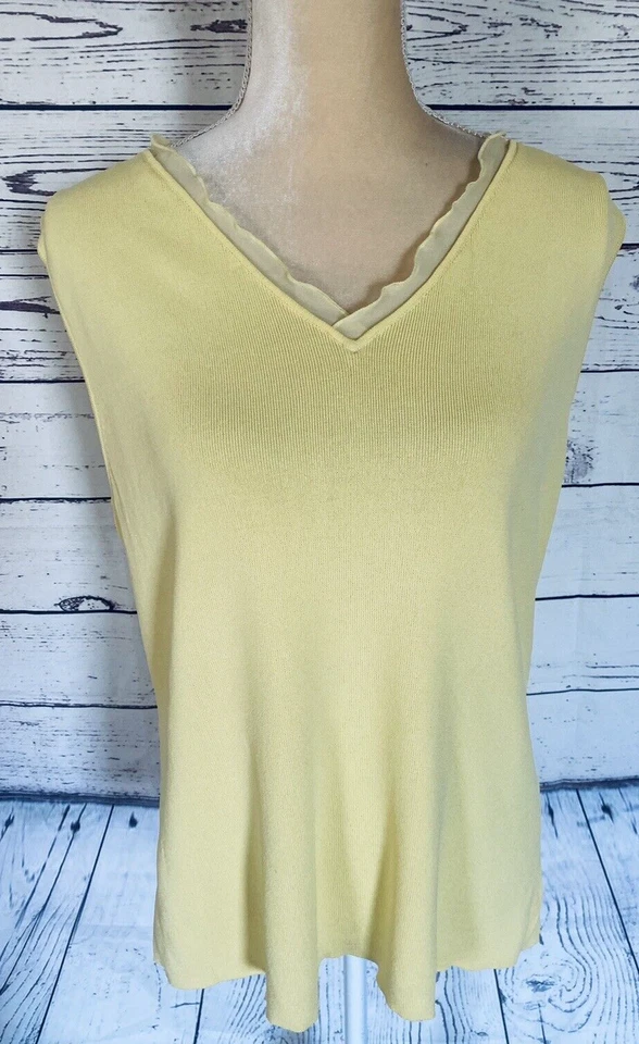 Camiseta sin mangas para mujer 1X colección Nueva York amarilla tejida cuello en V gasa volantes suave  Foto 2 de 4