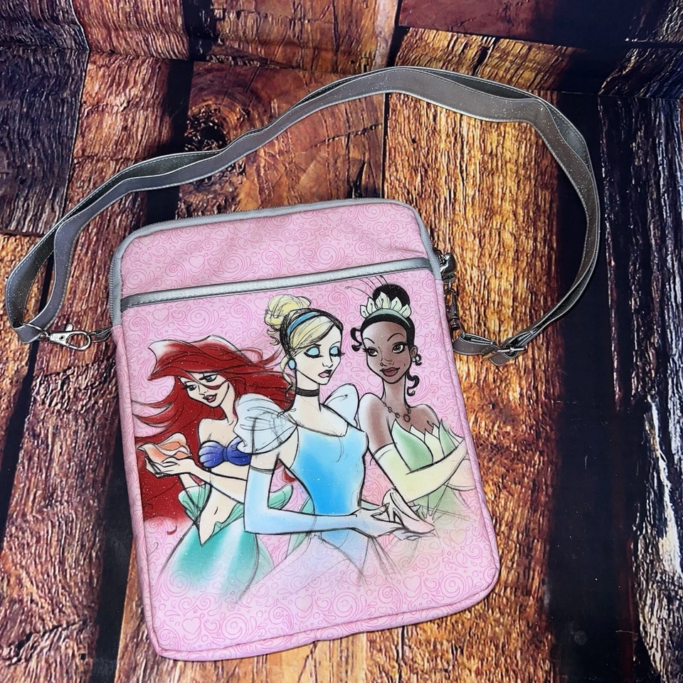 Bolso Mensajero Princesas Parques Disney Bandolera Princesas Actitudes Rosa LEER Foto 2 de 4