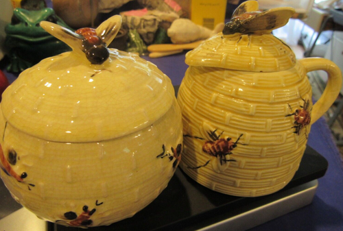 Beehives Creamer & Sugar Pottery C - Picture 1 of 7